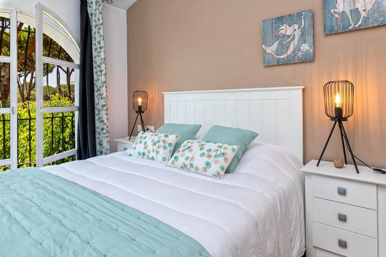 Hébergement de vacances Wintowinrentals Townhouse, Pool & Beach Marbellac