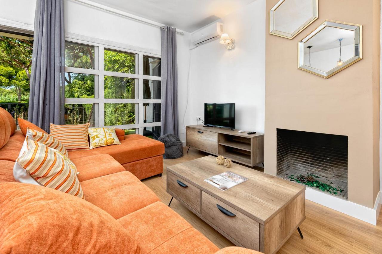 Hébergement de vacances Wintowinrentals Townhouse, Pool & Beach